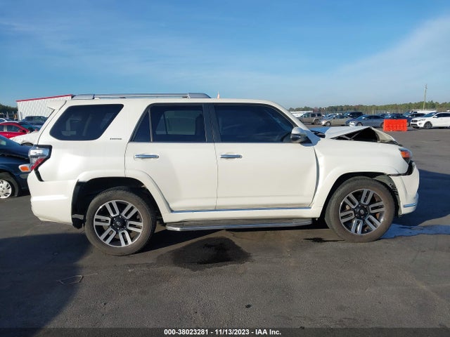 Toyota 4runner Limited 2015 JTEZU5JR5F5097483 Image 13
