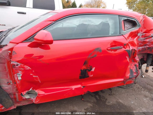 Chevrolet Camaro 1lt 2018 1G1FB1RX3J0188274 Image 15