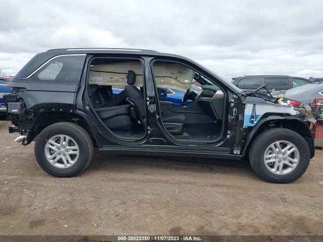1C4RJHAG6PC640639 Jeep Grand Cherokee Laredo
