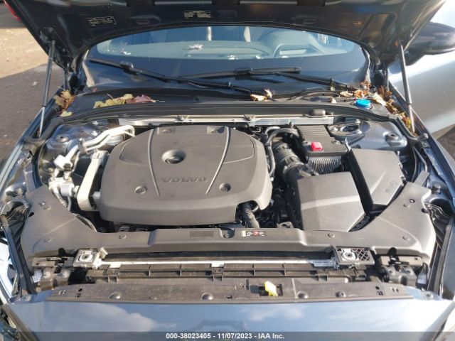 2019 VOLVO S60 7JRA22TM3KG015385 Photo 9