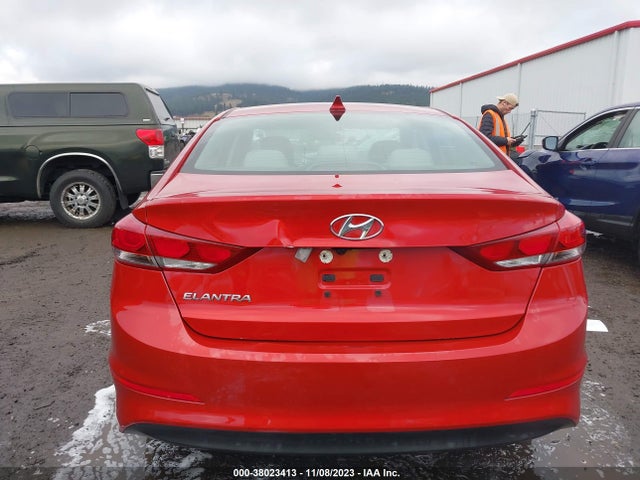 2018 HYUNDAI ELANTRA SEL VIN: 5NPD84LF8JH325095