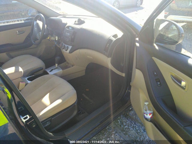 2008 HYUNDAI ELANTRA GLS/SE VIN: KMHDU46DX8U387728