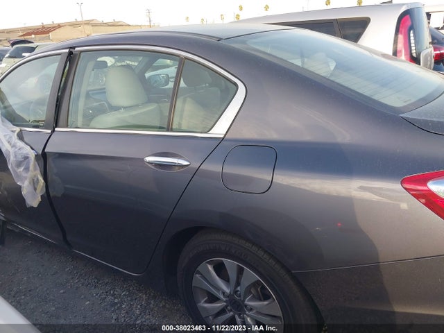 Honda Accord 2015 1HGCR2F37FA111889 Image 28