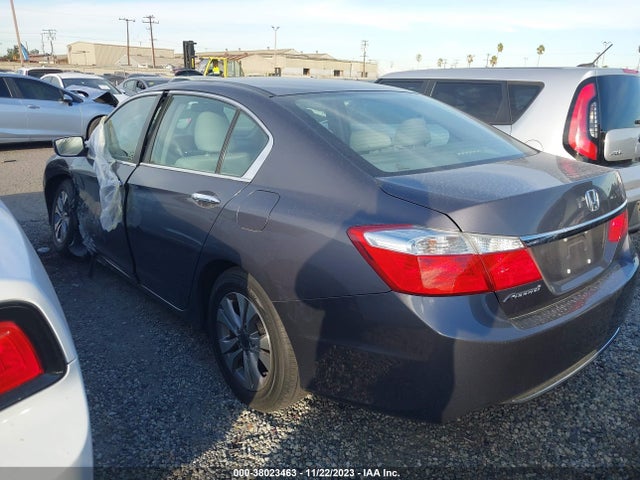 Honda Accord 2015 1HGCR2F37FA111889 Image 16