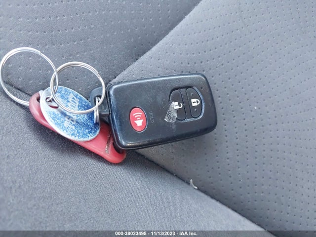Toyota Prius One 2015 JTDKN3DU1F1916911 Image 11