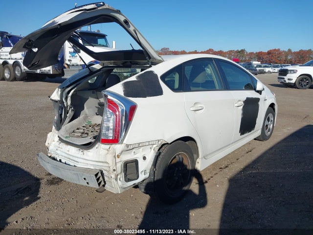 Toyota Prius One 2015 JTDKN3DU1F1916911 Image 4