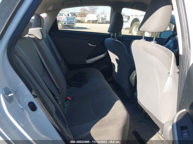 Toyota Prius One 2015 JTDKN3DU1F1916911 Image 8