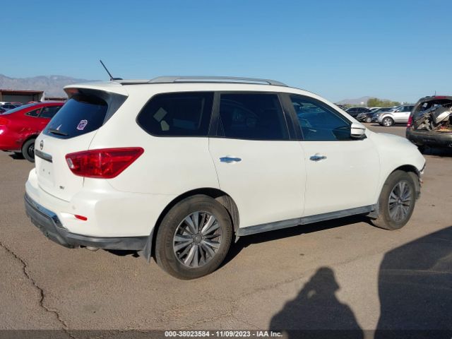 5N1DR2MN7HC668554 Nissan Pathfinder Sv
