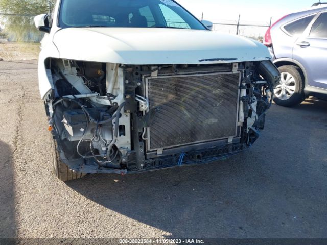 5N1DR2MN7HC668554 Nissan Pathfinder Sv