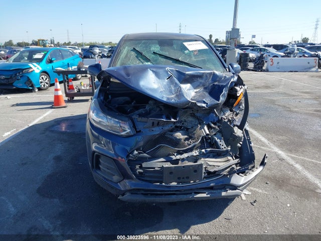 Chevrolet TRAX LS 2018 3GNCJKSBXJL305246 Image 12