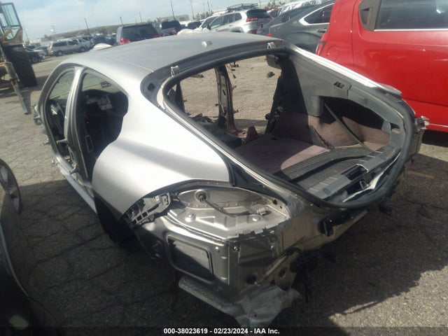 2011 PORSCHE PANAMERA WP0AA2A74BL019306 Photo 2