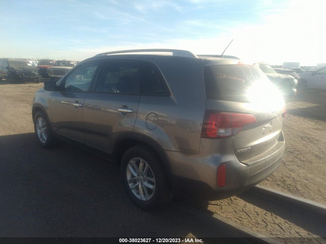 KIA Sorento Lx V6 2015 5XYKTDA71FG554735 Image 3