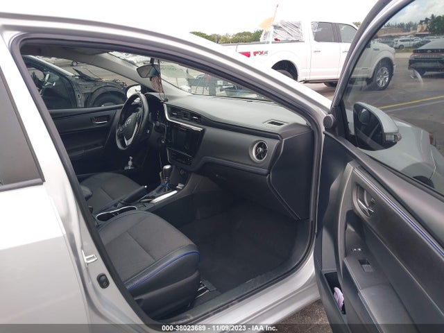 Toyota COROLLA SE 2019 2T1BURHE9KC220120 Image 5