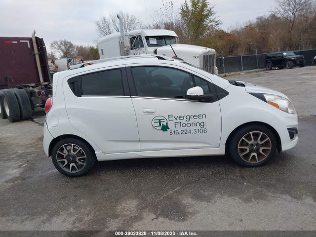 Chevrolet Spark 2lt Auto 2014 KL8CF6S99EC425869 Image 13