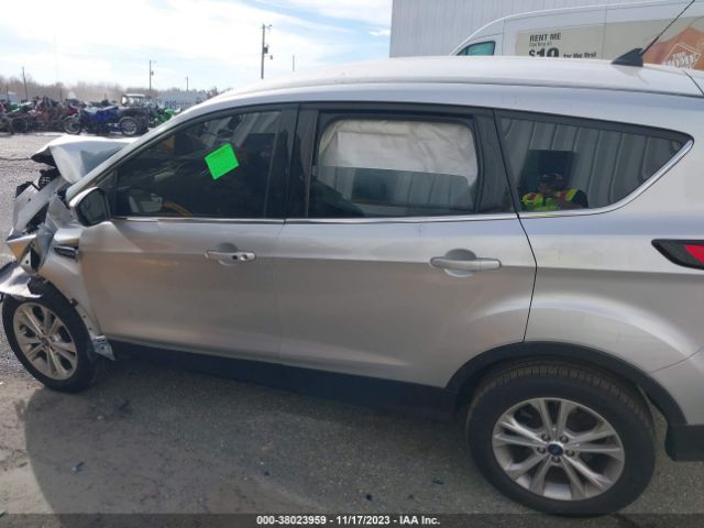 1FMCU9GD3KUA68346 Ford ESCAPE SE