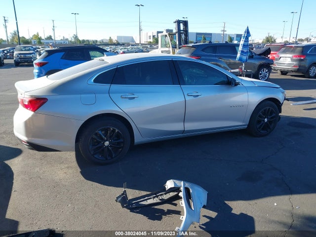Chevrolet MALIBU LT 2018 1G1ZD5ST9JF159588 Image 4
