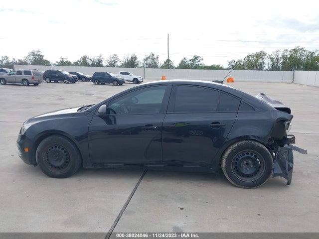 Chevrolet Cruze Ls Auto 2015 1G1PA5SG2F7179153 Image 14