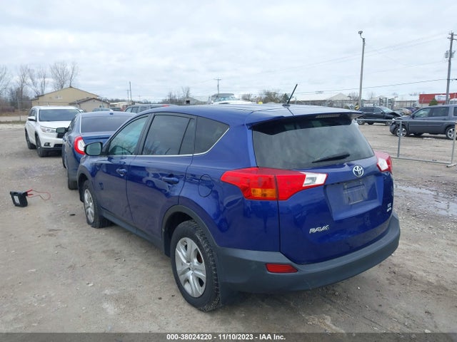 Toyota RAV4 LE 2015 2T3BFREV8FW360606 Image 3