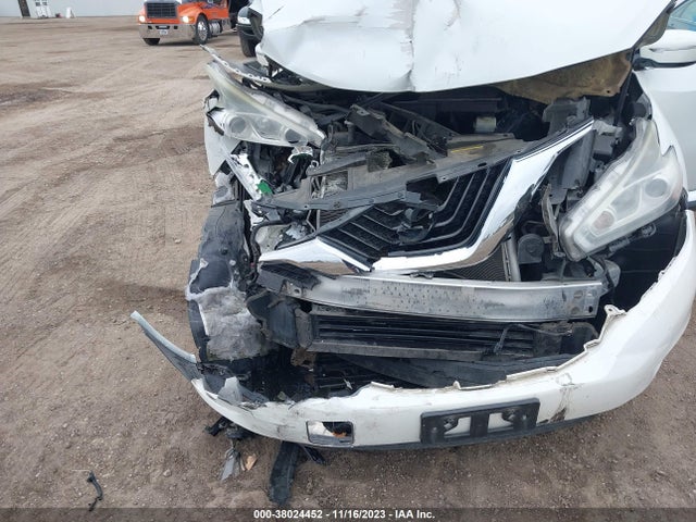 2015 NISSAN MURANO S VIN: 5N1AZ2MGXFN220301