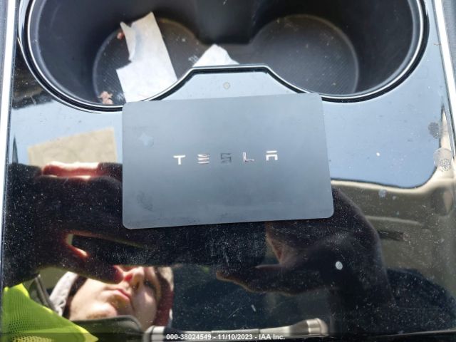 5YJ3E1EB0JF112444 Tesla Model 3 Long Range/performance