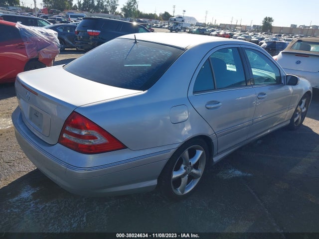 2006 MERCEDES-BENZ C 230 SPORT VIN: WDBRF52H76F814897