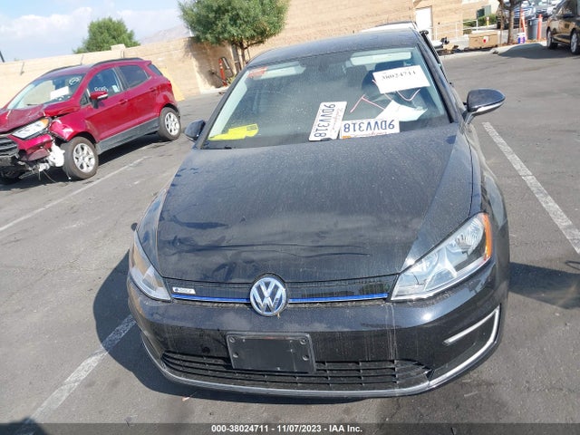 WVWKP7AU7GW900531 Volkswagen E-golf Se
