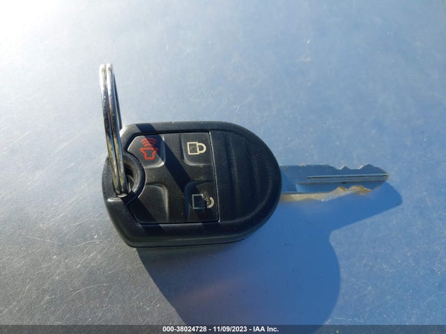 2013 FORD EDGE SPORT VIN: 2FMDK3AK8DBC41270