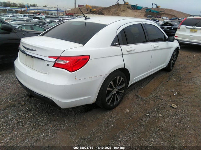 1C3CCBBGXEN179091 Chrysler 200 Touring
