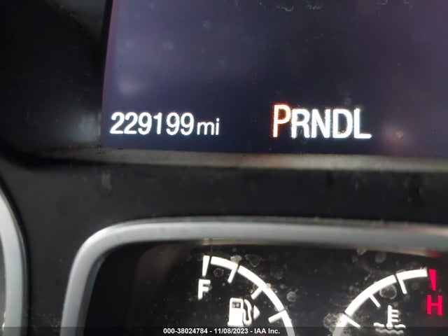 2015 FORD FOCUS SE VIN: 1FADP3K28FL355377