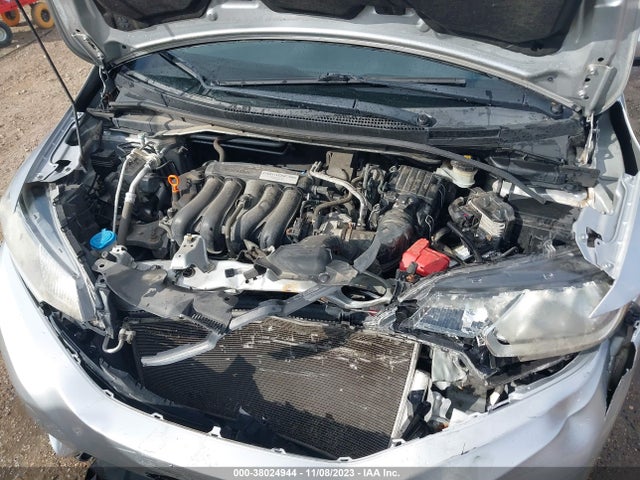 Honda FIT LX 2016 JHMGK5H52GX014102 Image 10