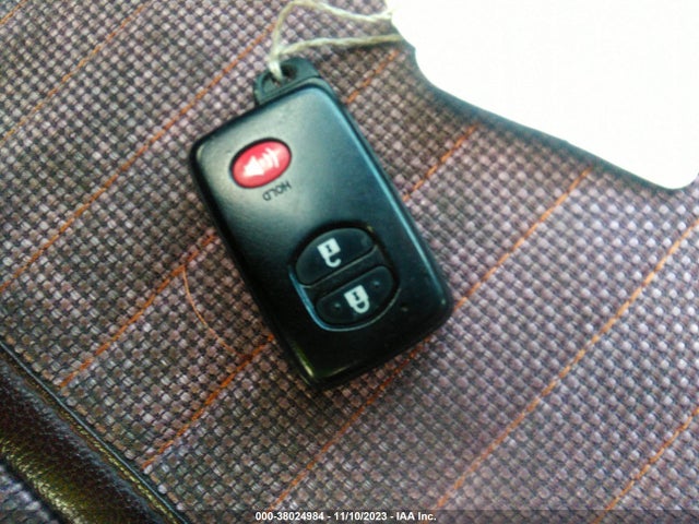 Toyota Prius V Two/five/three/four 2015 JTDZN3EU8FJ039914 Image 11