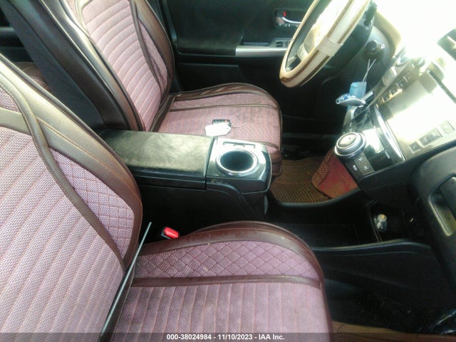 Toyota Prius V Two/five/three/four 2015 JTDZN3EU8FJ039914 Image 5