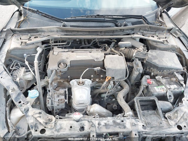 Honda ACCORD EX 2017 1HGCR2F74HA083197 Image 10