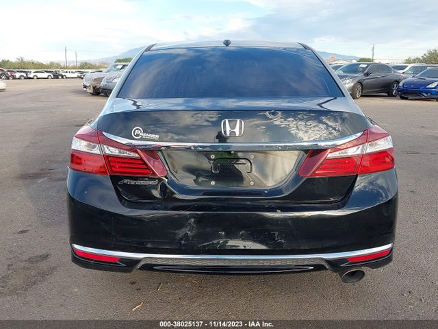 Honda ACCORD EX 2017 1HGCR2F74HA083197 Image 17