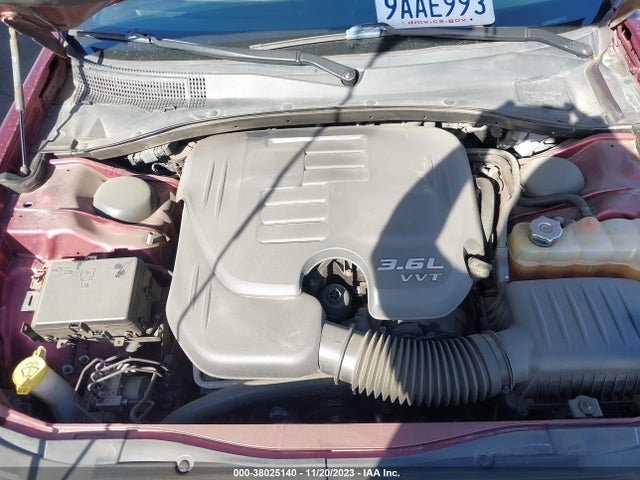 2C3CCAEG3HH646046 Chrysler 300C