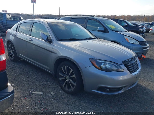 2013 CHRYSLER 200 TOURING VIN: 1C3CCBBG7DN747327