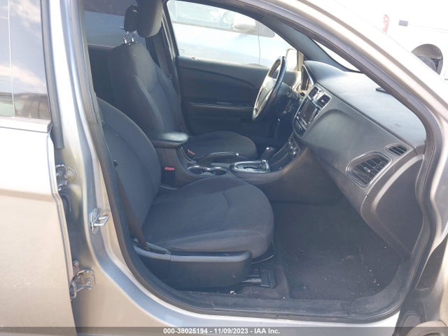 2013 CHRYSLER 200 TOURING VIN: 1C3CCBBG7DN747327