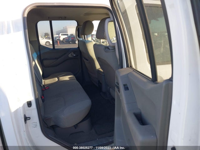 2005 NISSAN FRONTIER SE VIN: 1N6AD07UX5C464921