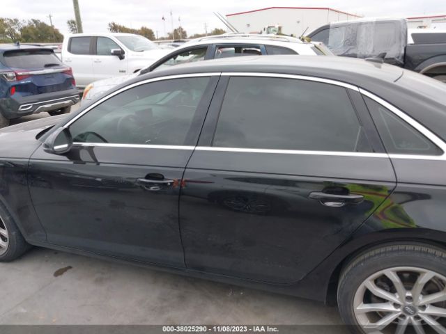 WAUGMAF42KN007733 Audi A4 40 Premium/40 Titanium Premium
