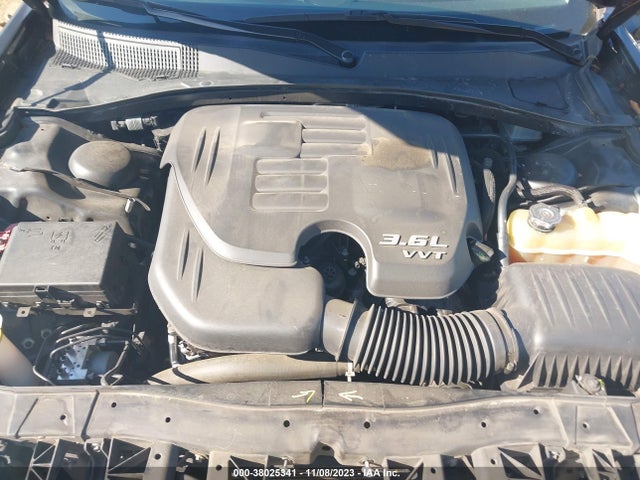 2C3CCAAGXKH590832 Chrysler 300 Touring