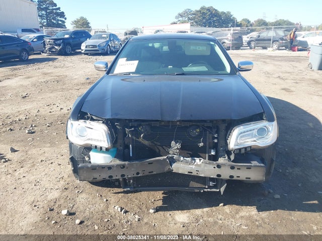 2C3CCAAGXKH590832 Chrysler 300 Touring