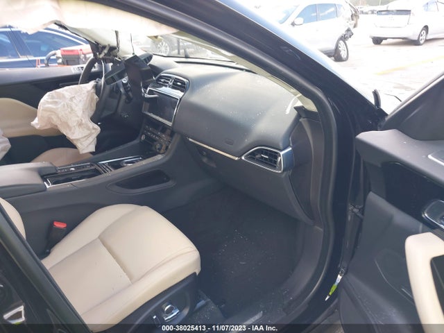 2020 JAGUAR F-PACE SADCJ2FX7LA648335 Photo 4