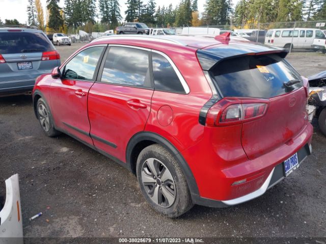 KNDCB3LC4H5069805 KIA NIRO LX