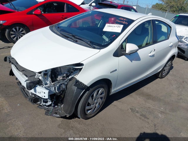 Toyota Prius C One 2015 JTDKDTB36F1576541 Image 6