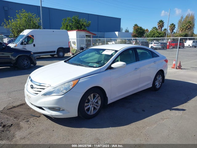 2013 HYUNDAI SONATA GLS VIN: 5NPEB4AC5DH743374