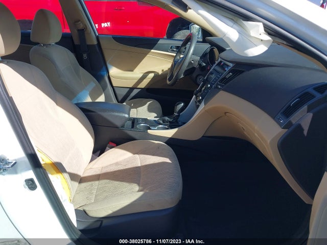 2013 HYUNDAI SONATA GLS VIN: 5NPEB4AC5DH743374