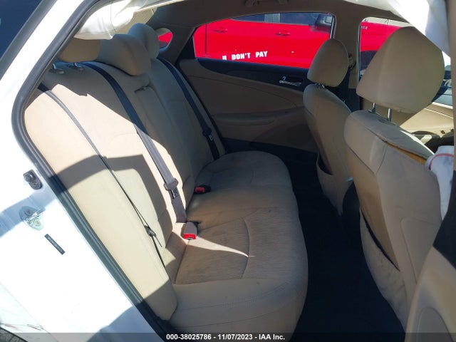 2013 HYUNDAI SONATA GLS VIN: 5NPEB4AC5DH743374