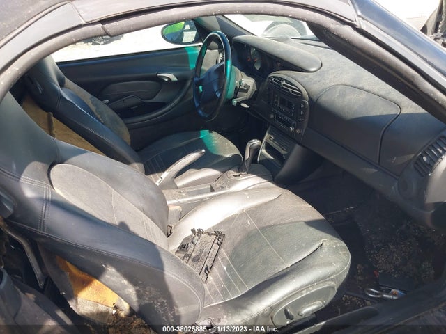 2000 PORSCHE BOXSTER WP0CA2983YU625480 Photo 4