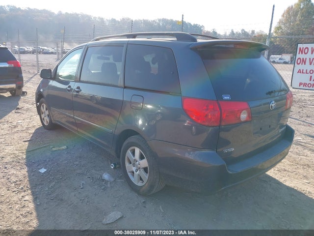 2008 TOYOTA SIENNA XLE VIN: 5TDZK22C38S205227