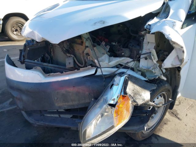 3N6CM0KN3FK691548 Nissan Nv200 S